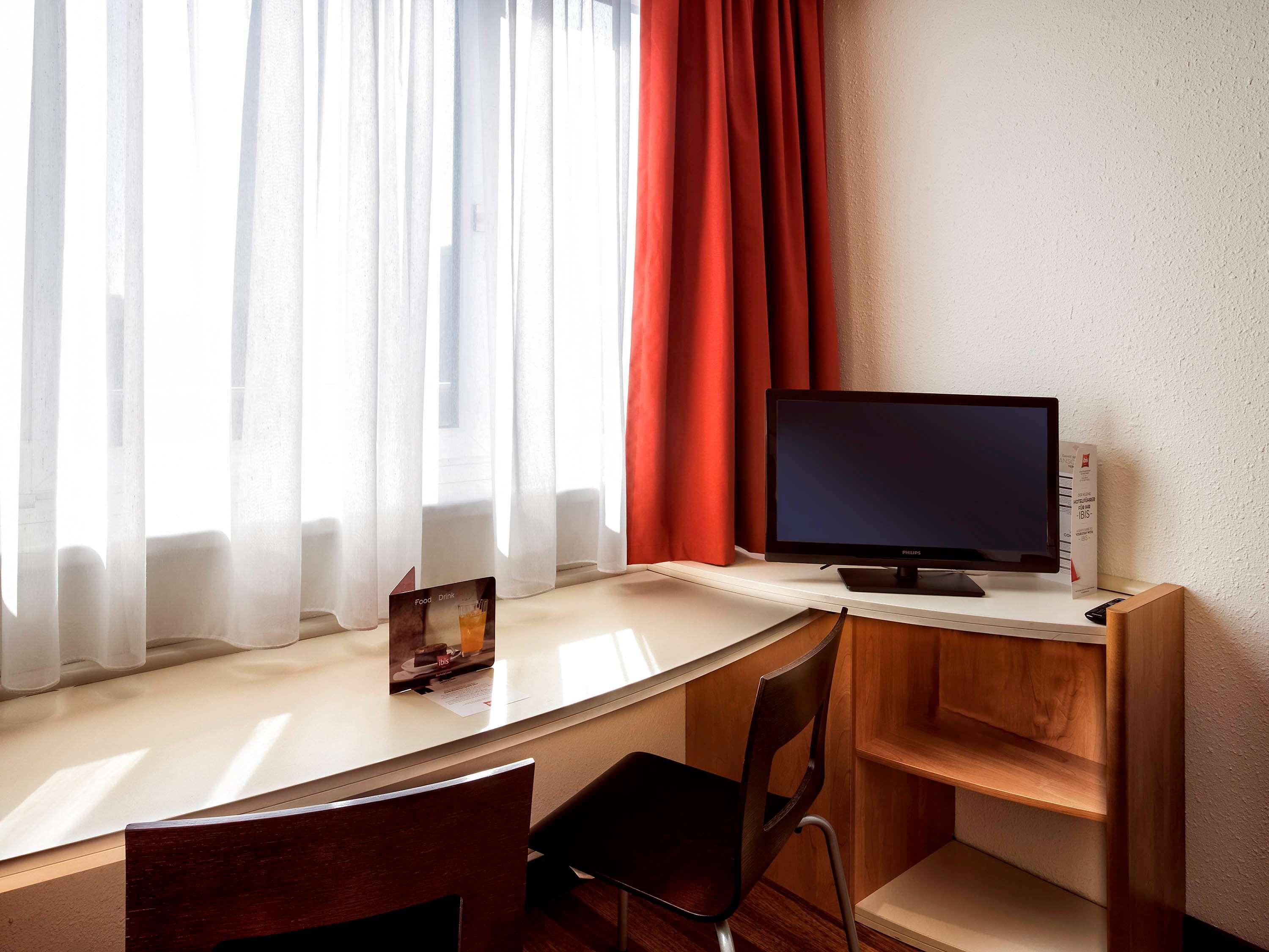 Ibis Linz City Экстерьер фото
