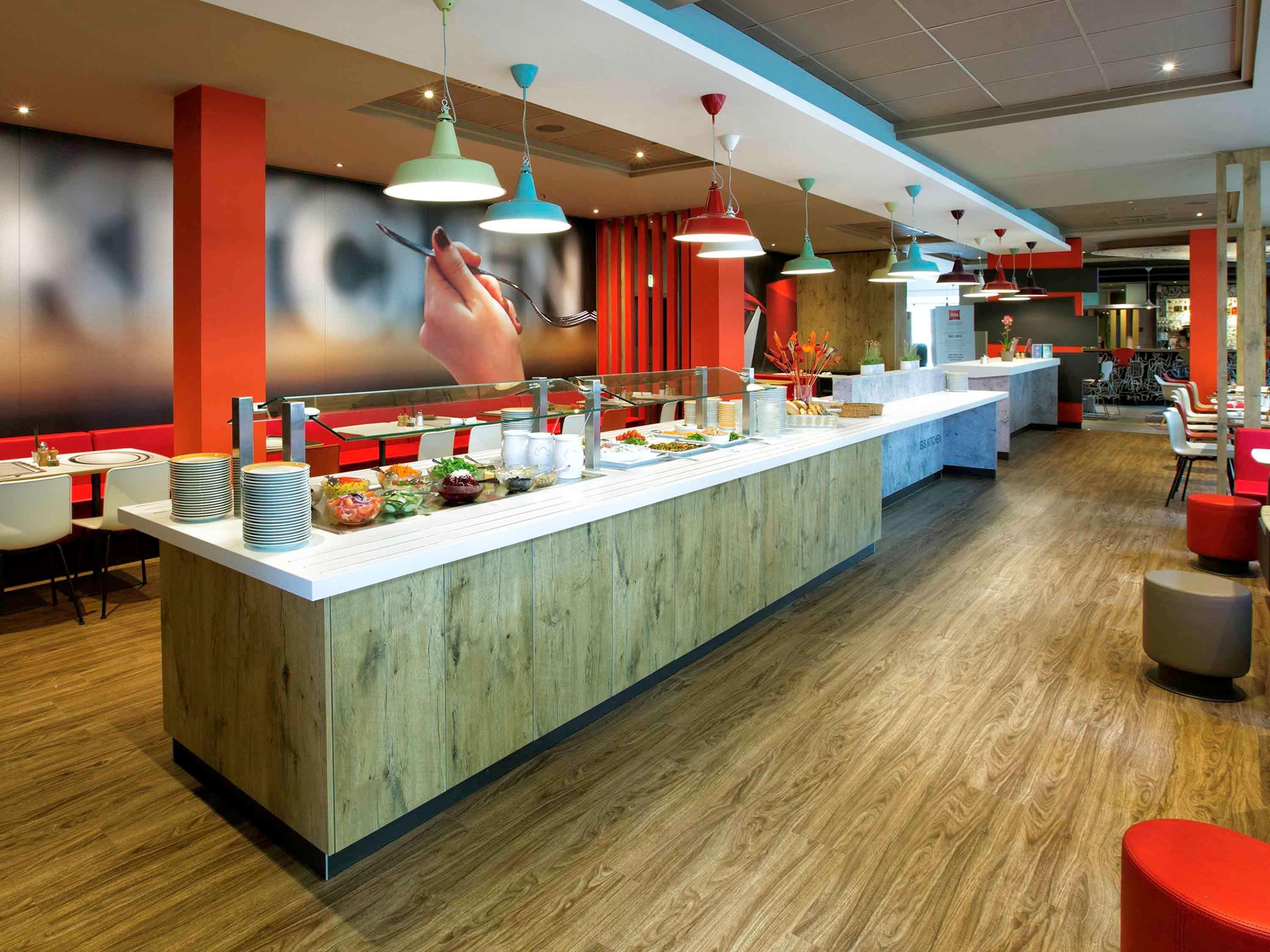 Ibis Linz City Экстерьер фото
