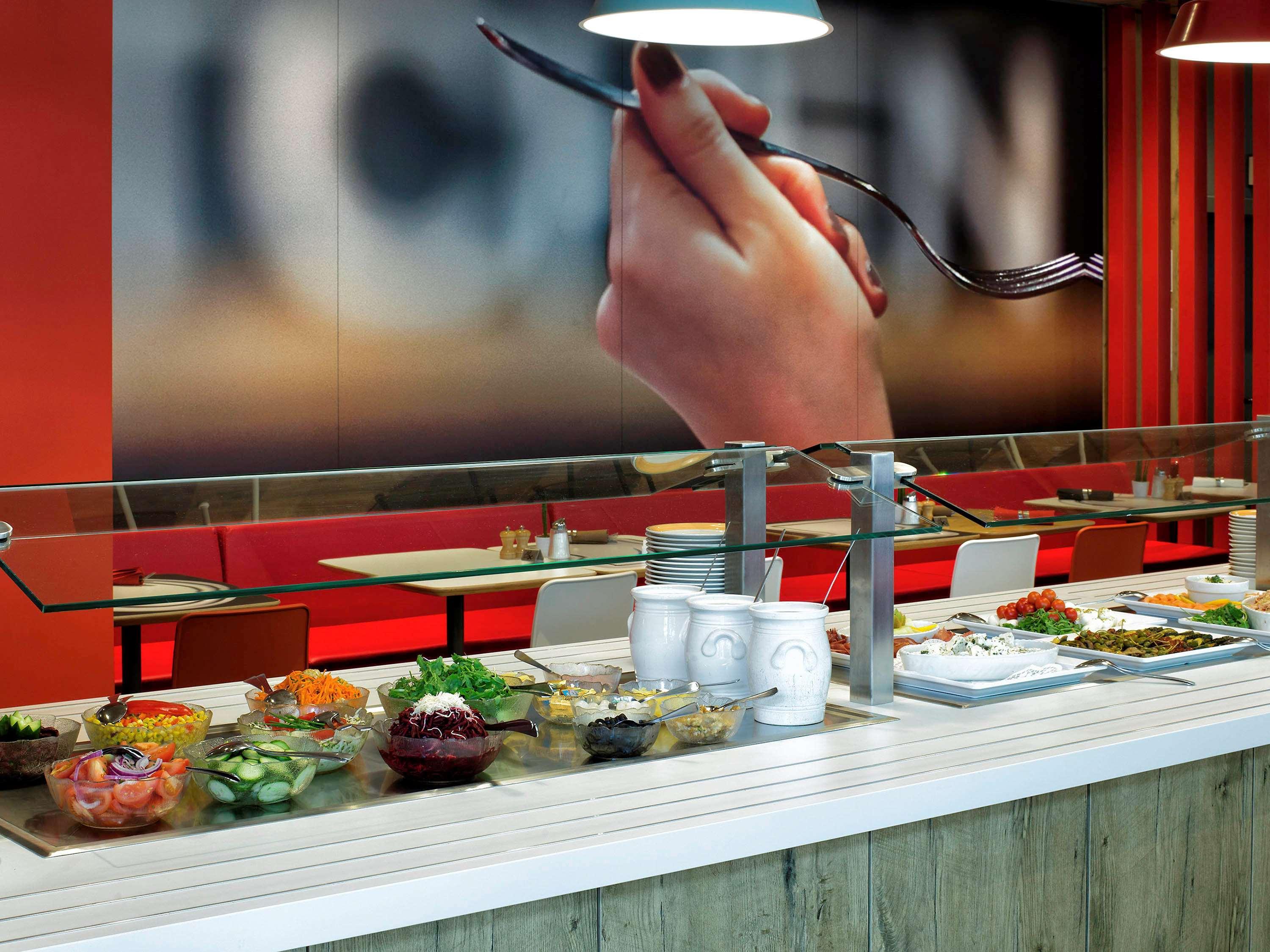 Ibis Linz City Экстерьер фото