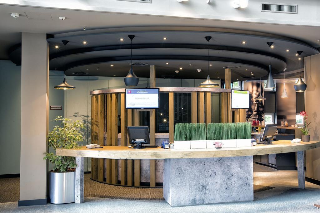 Ibis Linz City Экстерьер фото
