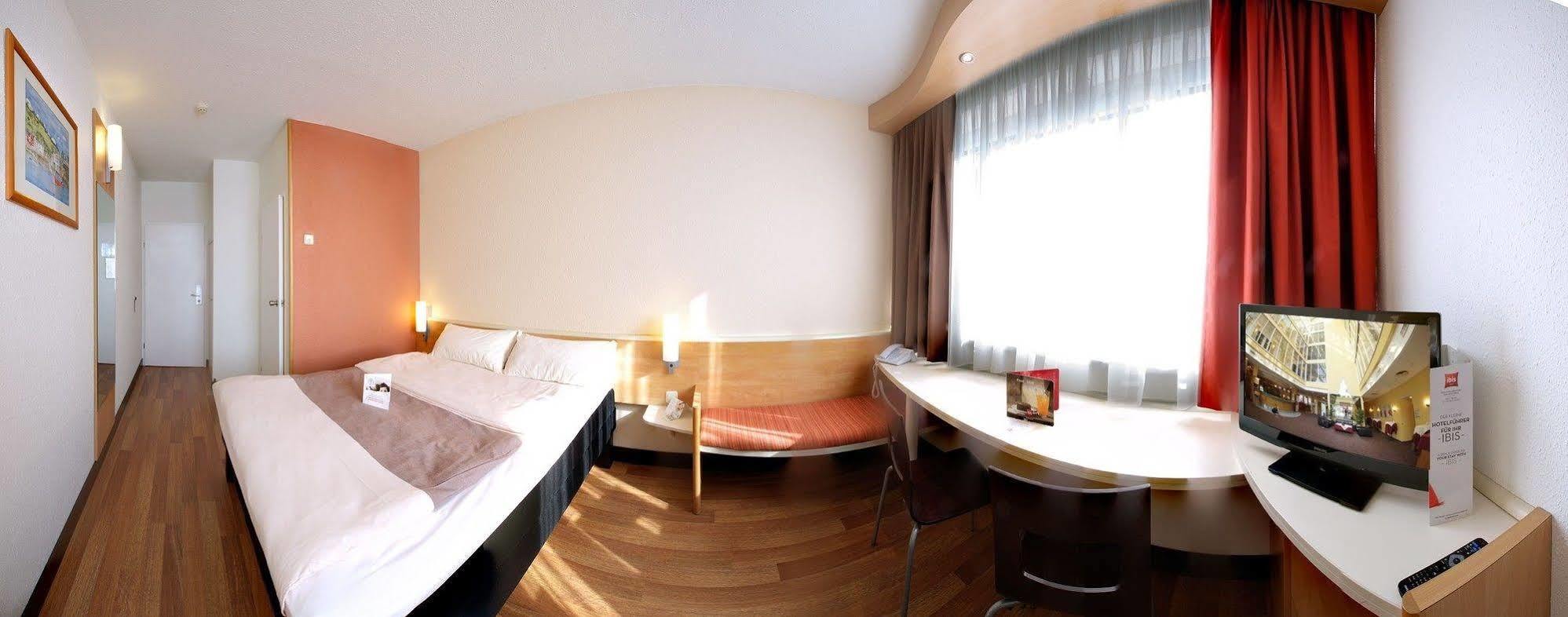 Ibis Linz City Экстерьер фото