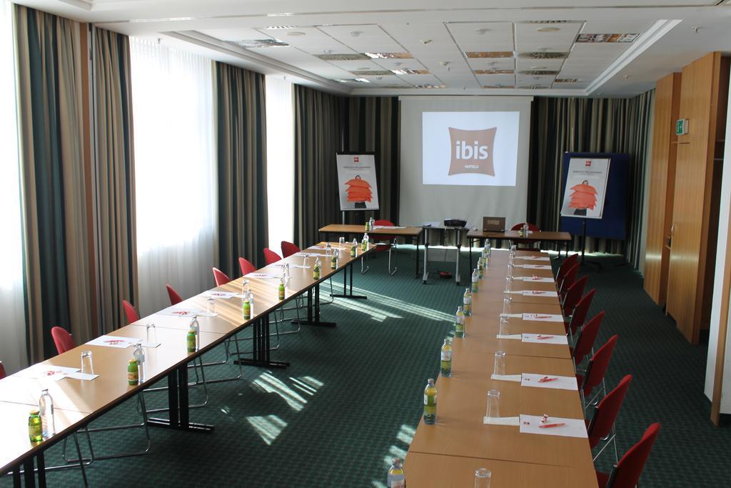 Ibis Linz City Экстерьер фото
