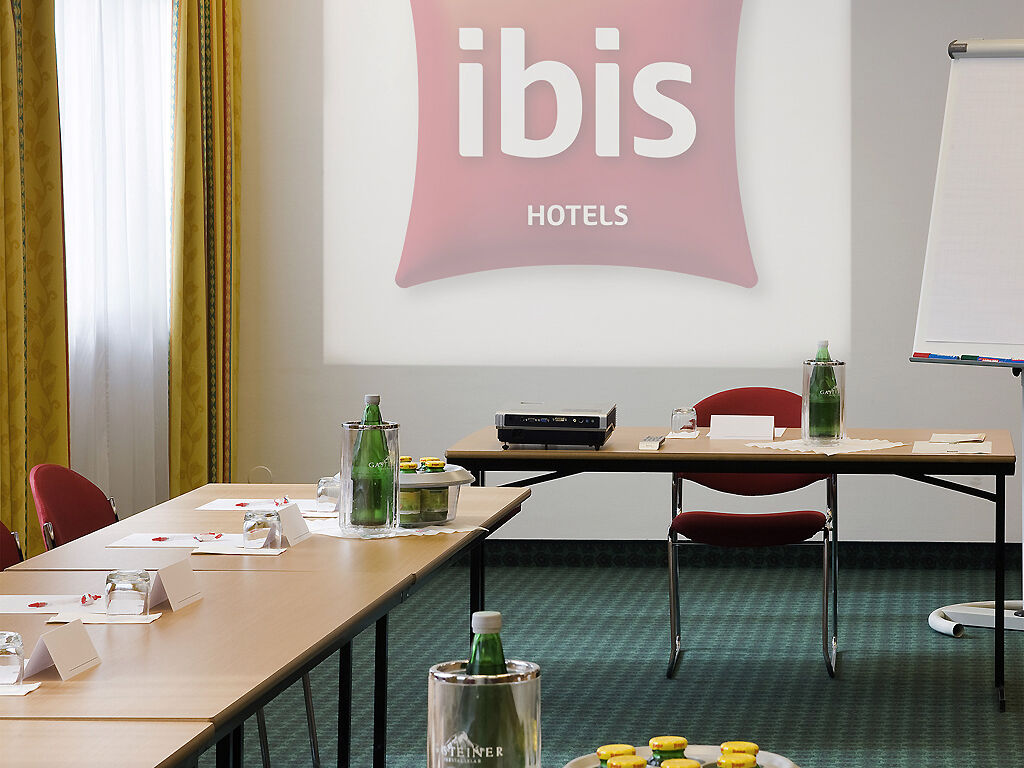 Ibis Linz City Экстерьер фото
